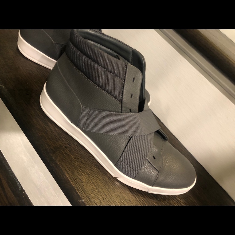 Calvin Klein mids